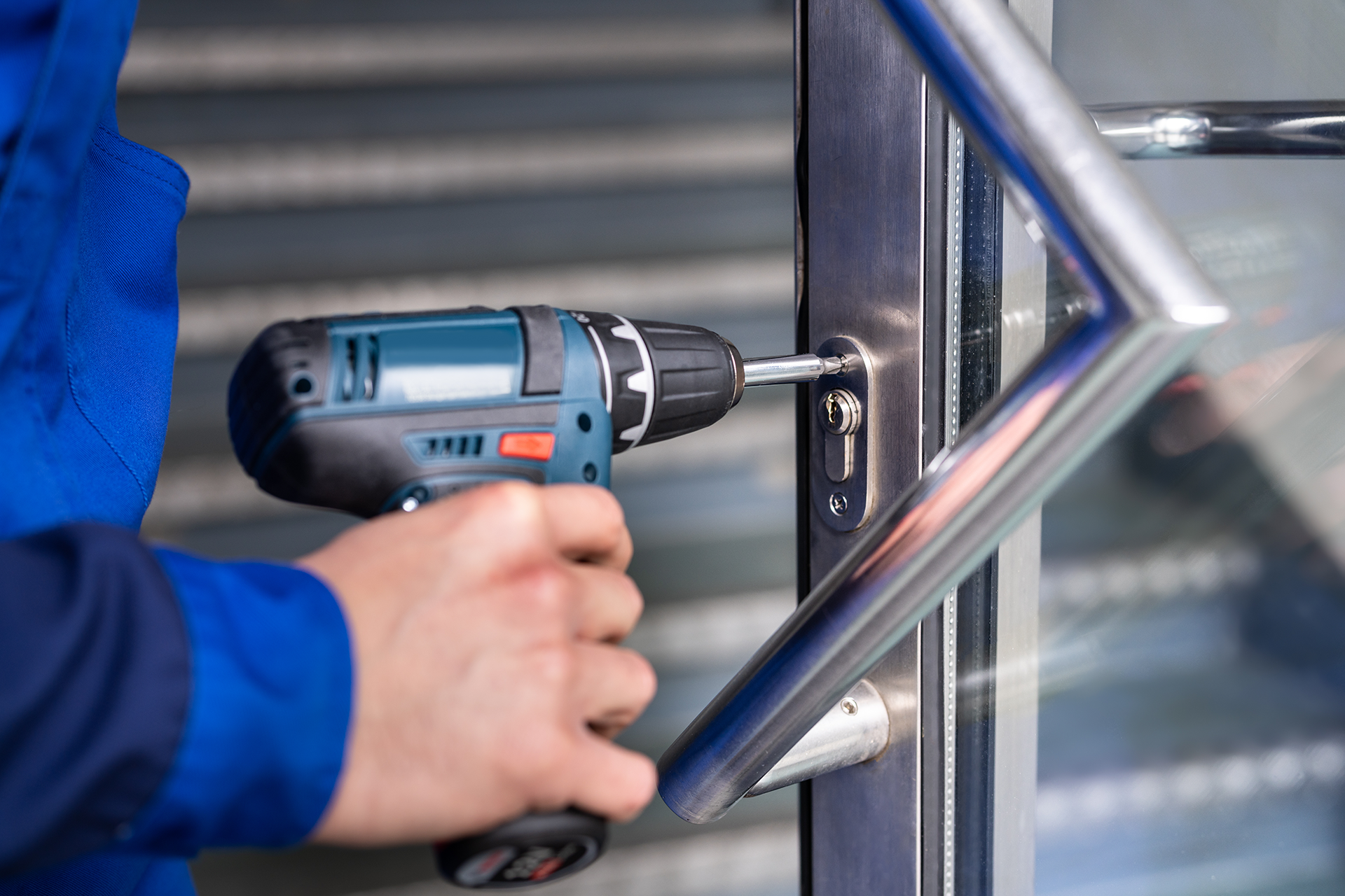 Why choose our commercial locksmith services